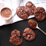 chocolate puddle cookies – pecan