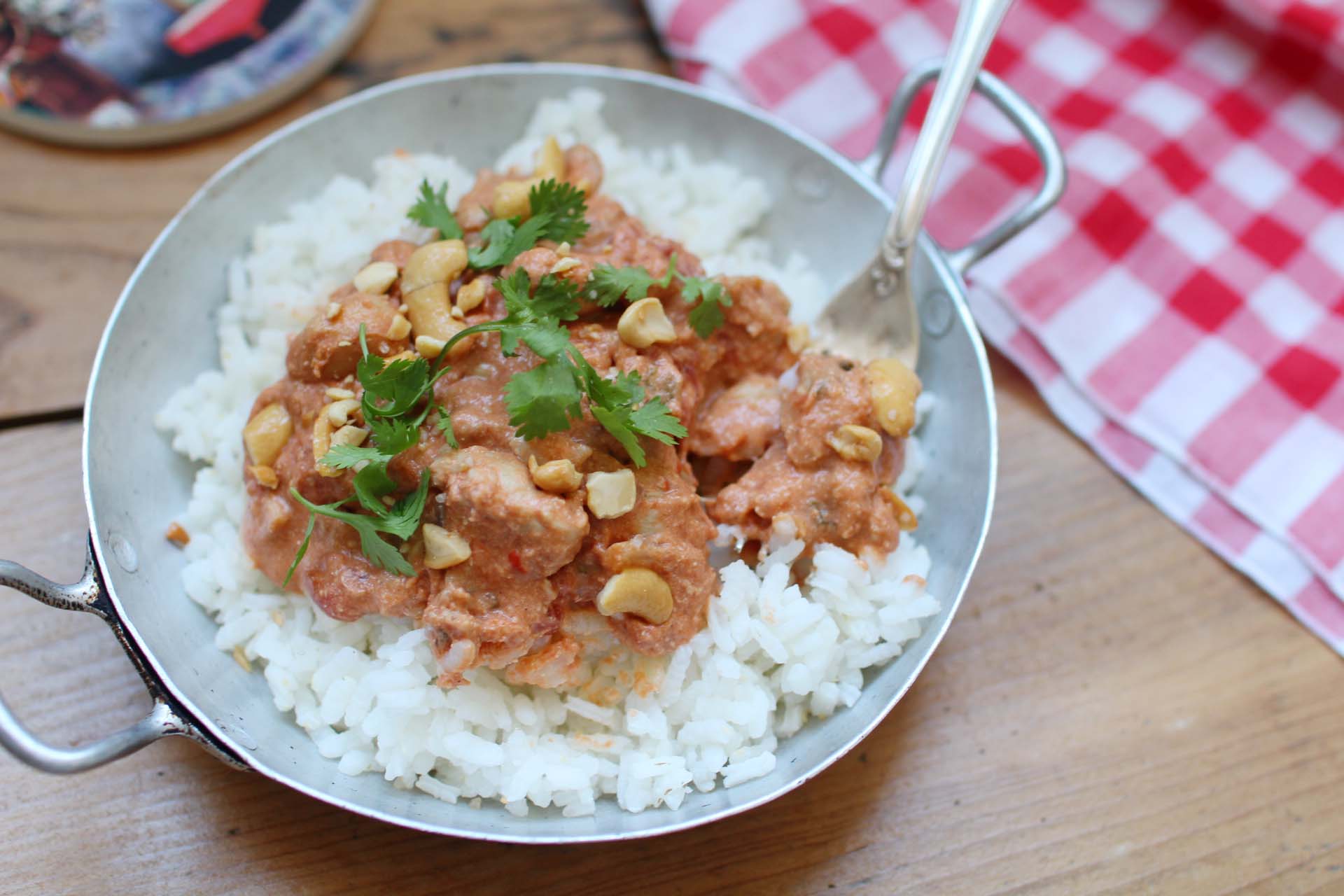 Curry De Poulet Au Lait De Coco Et Noix De Cajou Royal