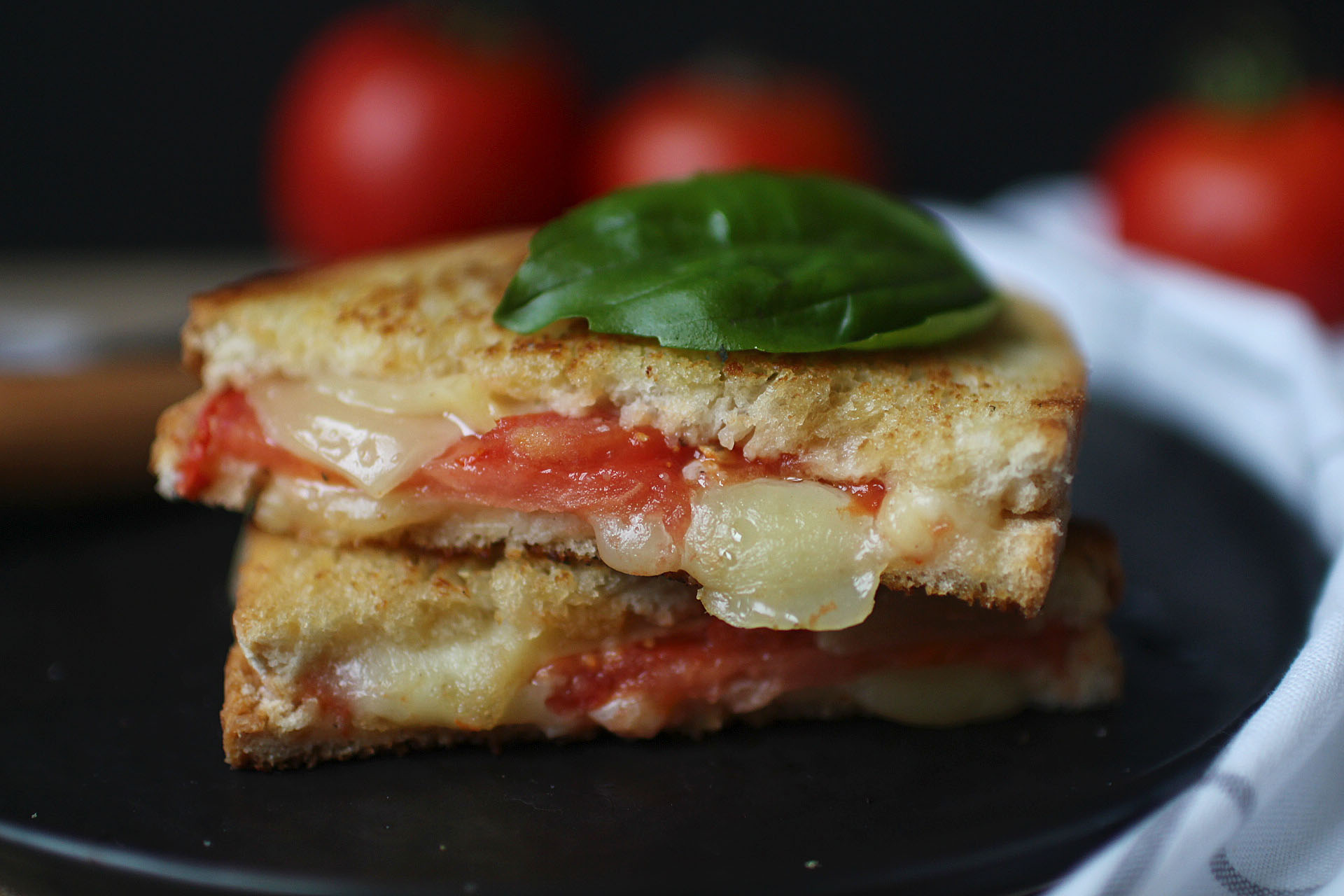 croque-monsieur-tomate-fromage-grilled-cheese