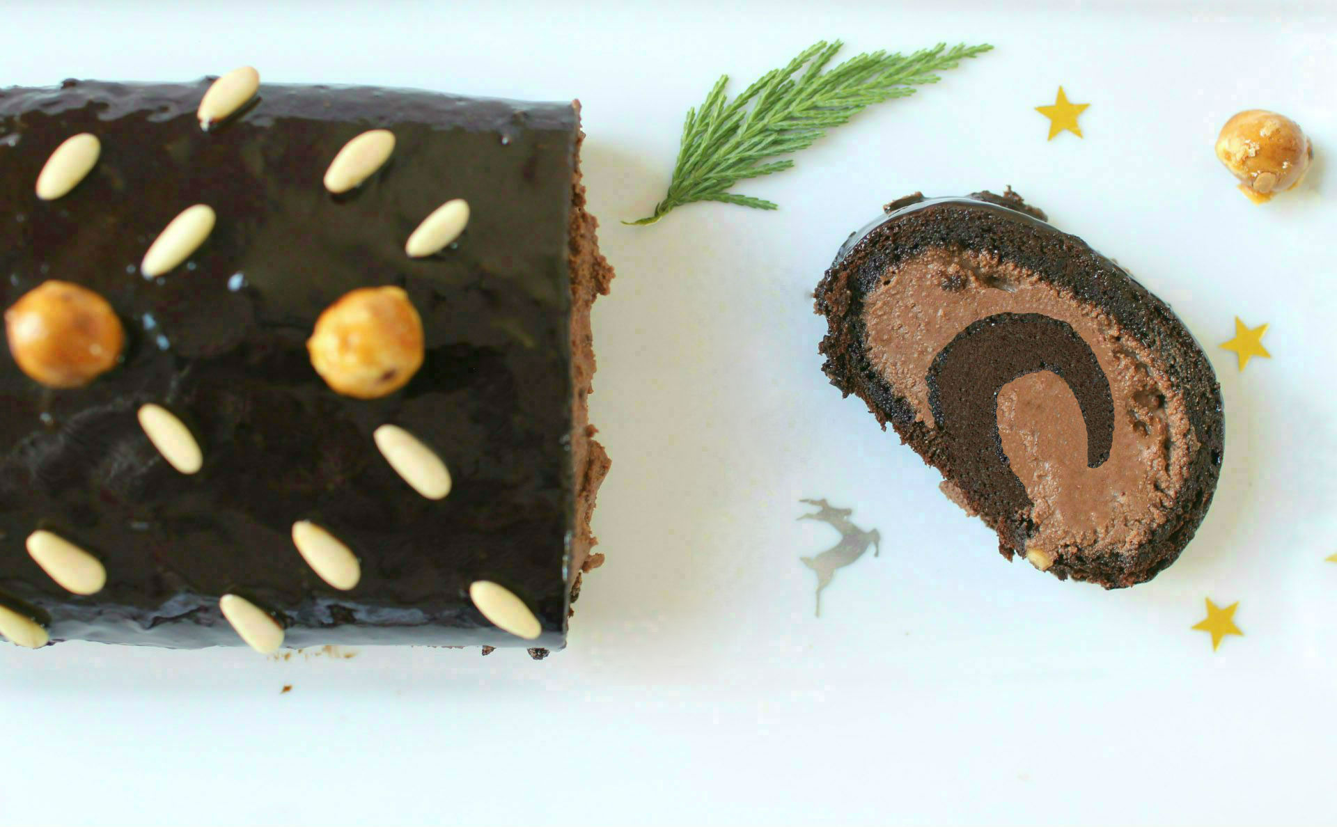 recette-buche-noel-roulee-noisettes-chocolat_lignac-fin