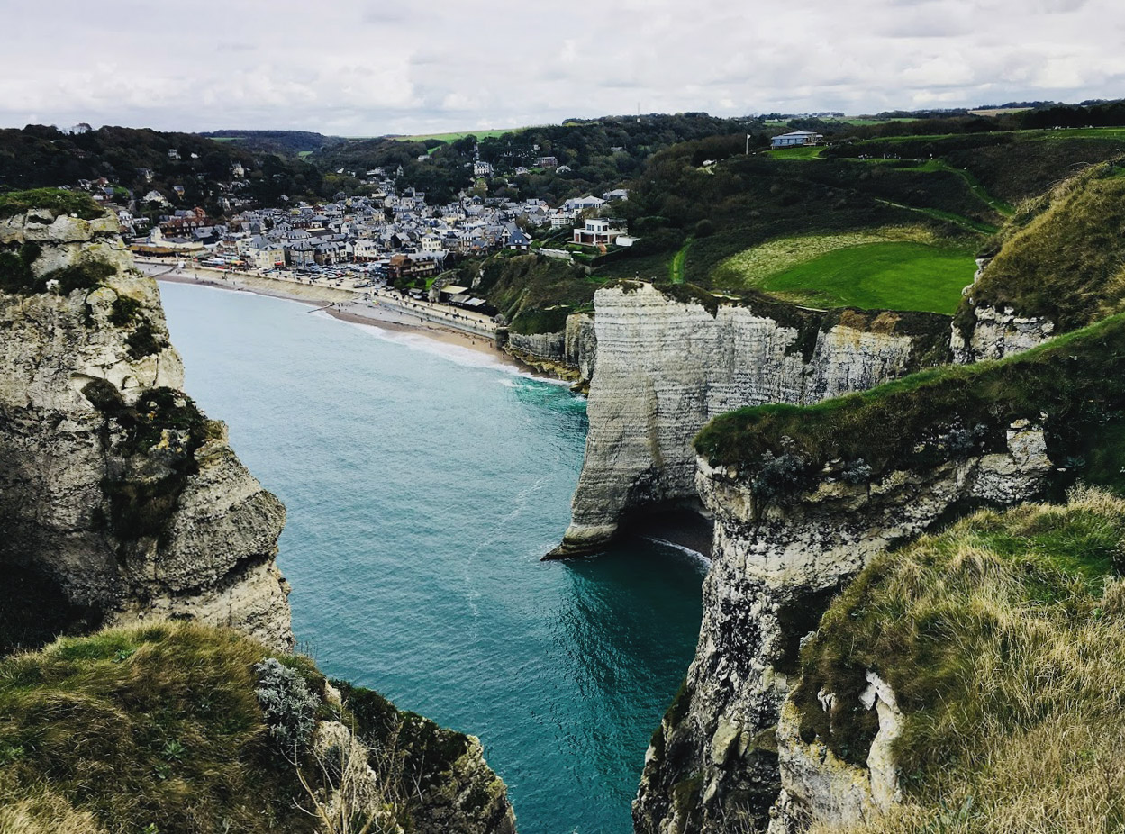 vue_etretat_normandie_falaises