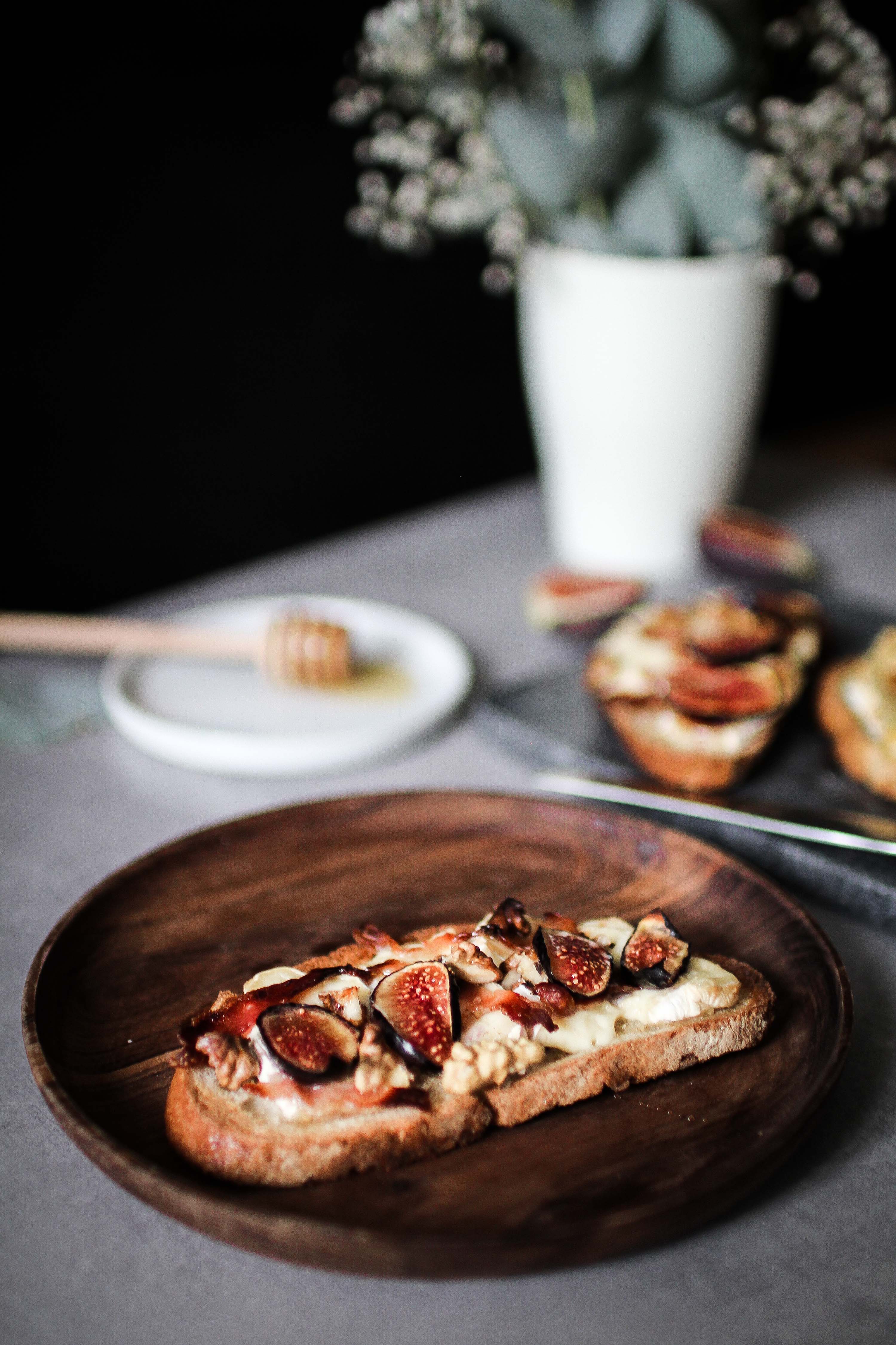 toasts-figues-brie-noix-3