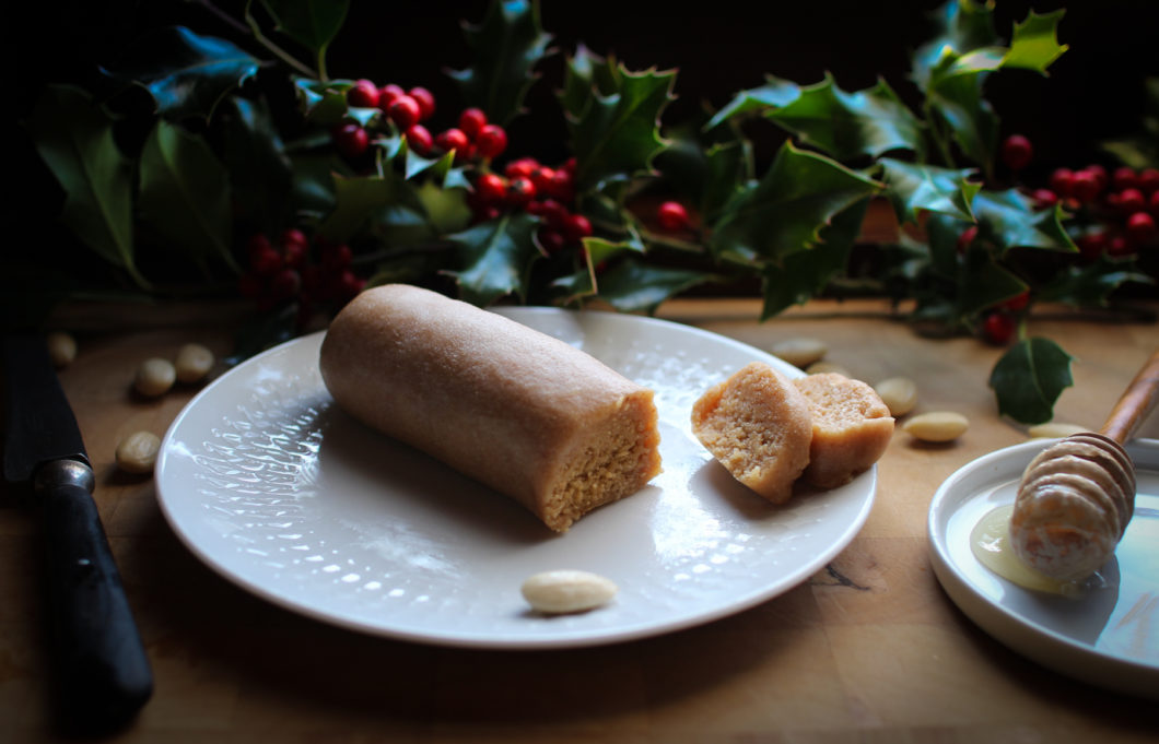 Faire de la pâte d’amande maison {recette facile sans oeufs}