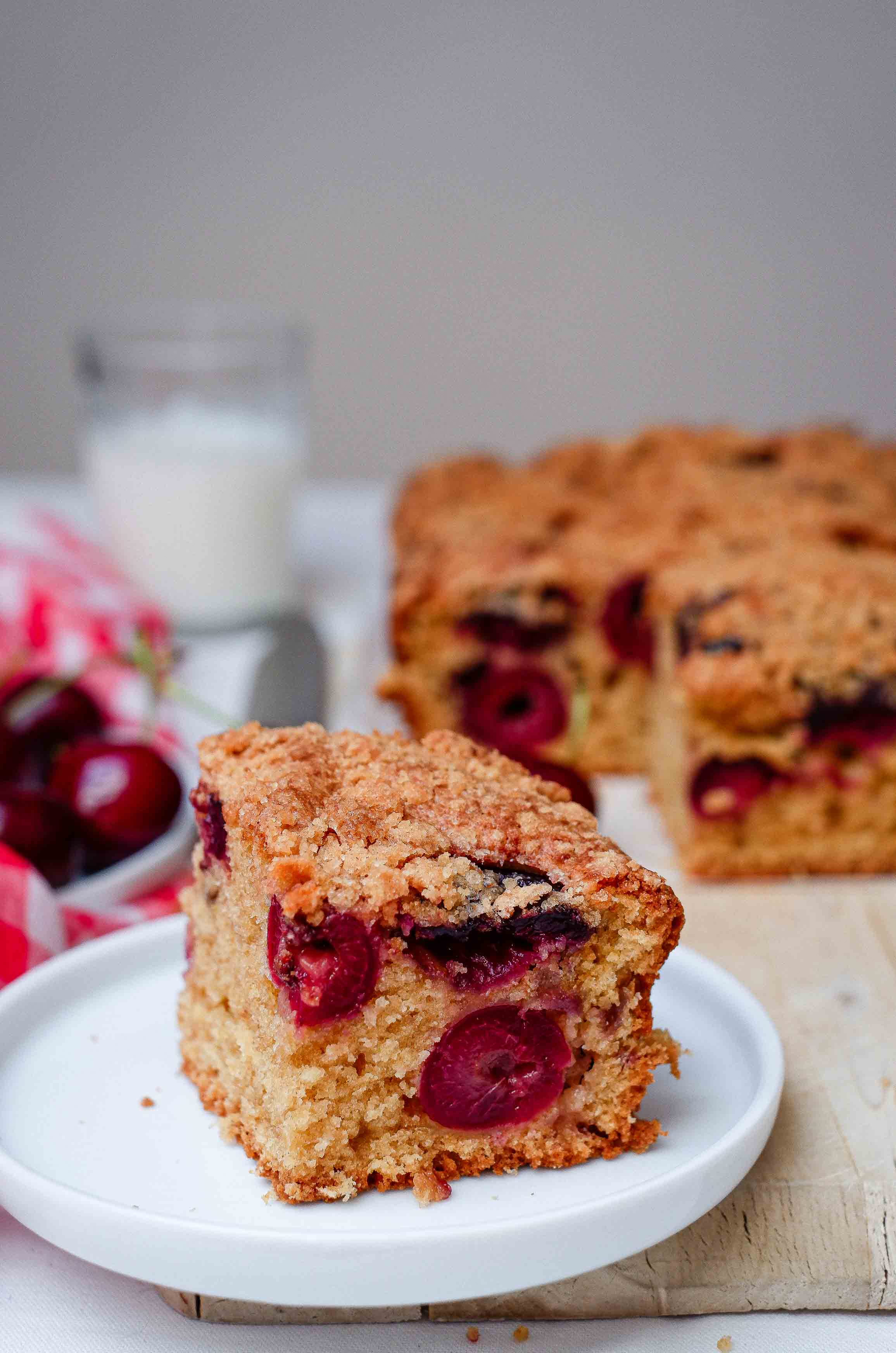gâteau moelleux aux cerises : recette facile